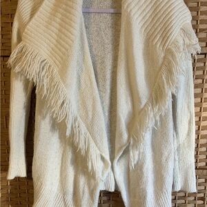 Abercrombie kids open front cardigan sweater size 11/12 white Fringe